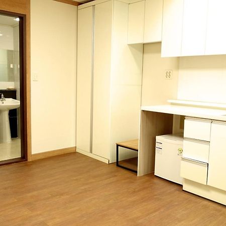 Happy Memory Hotel Jeonju Cameră foto