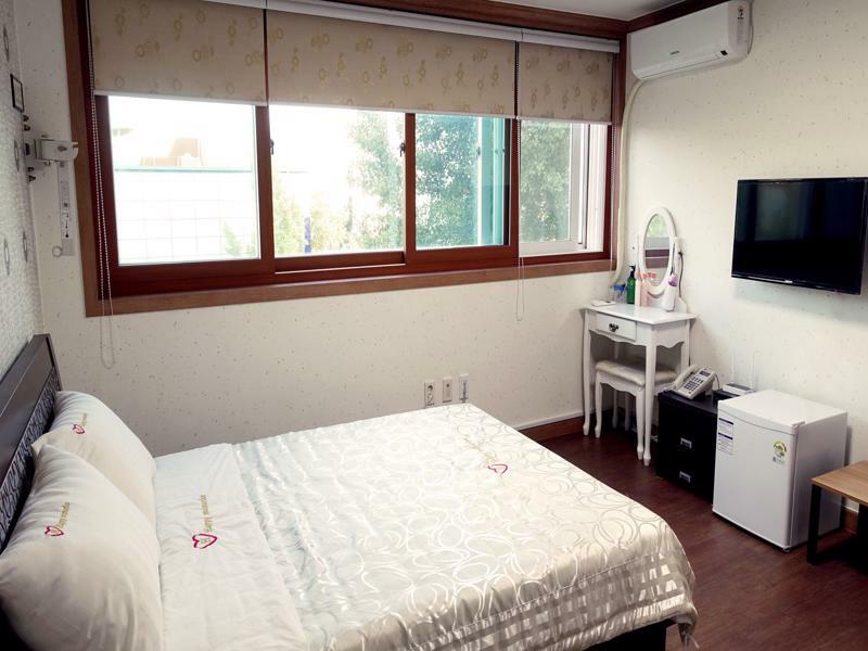 Happy Memory Hotel Jeonju Exterior foto